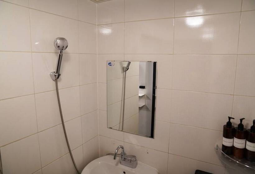 Quarto Familiar, Apollo Guesthouse
