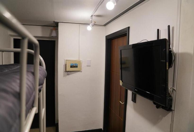 Quarto Economy, Apollo Guesthouse