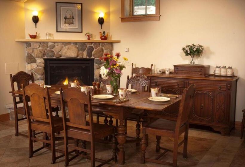 Люкс Повышенной Комфортности, Lake Orchard Farm Retreat