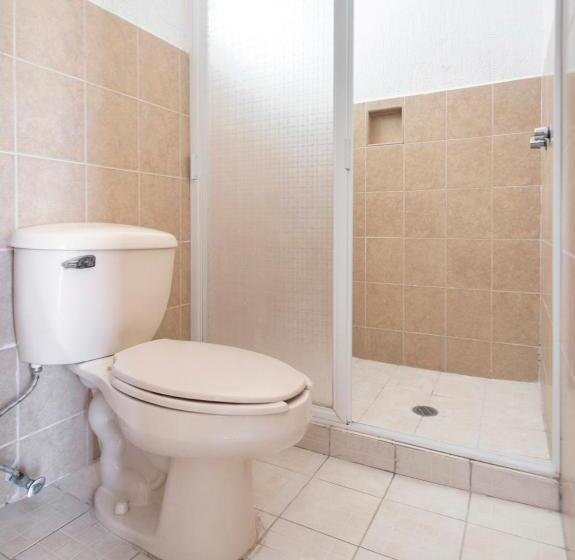 اتاق استاندارد سه نفره, Capital O Hotel El Mejicano, Acapulco
