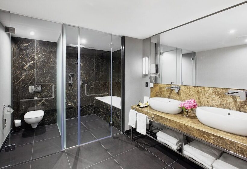 Люкс с Видом, Intercontinental Sofia, An Ihg
