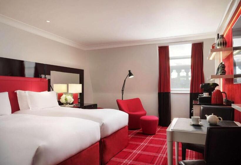 Quarto deluxe, Sofitel London St James