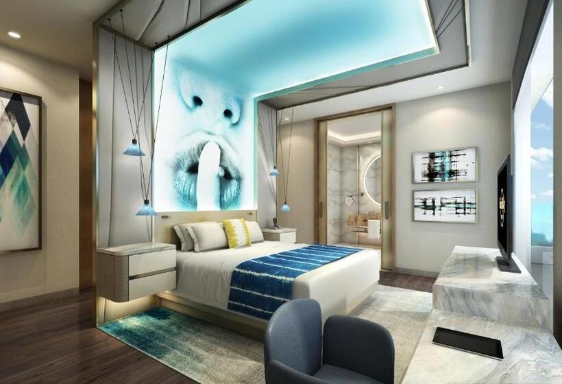 Люкс, Hard Rock Hotel Dalian
