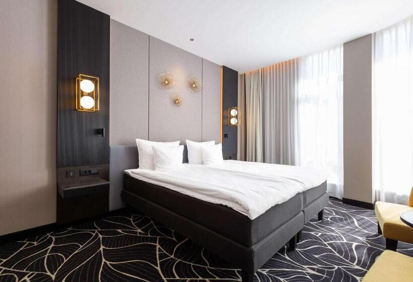 اتاق اجرایی, Movenpick Hotel Tallinn