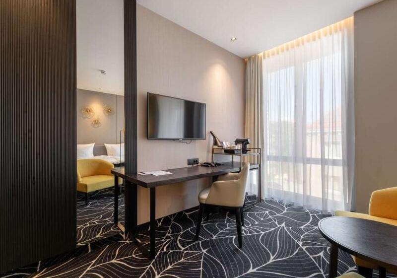 اتاق لوکس با بالکن, Movenpick Hotel Tallinn