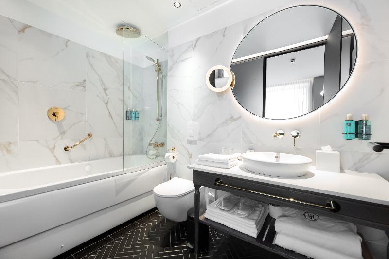 اتاق سوپریور با بالکن, Movenpick Hotel Tallinn