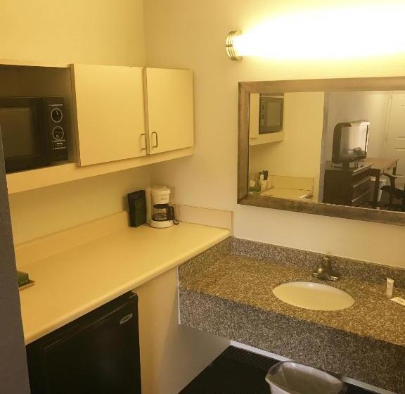 Люкс Deluxe Кровать Кинг, Travelodge By Wyndham Mobile Al
