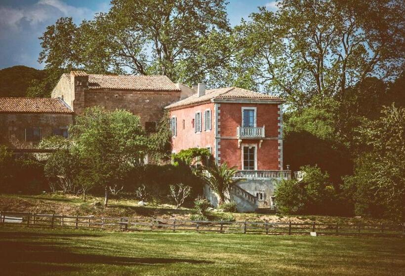 Номер Стандарт, Domaine Sainte Colombe