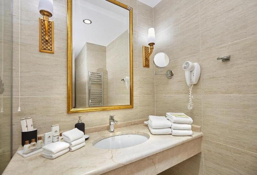 سوییت جونیور, A Hoteli   Grand&sky Hotel Tornik