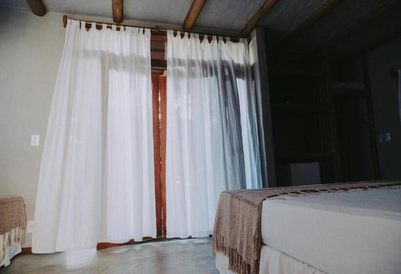 스위트, Pousada Jardim Do Vento