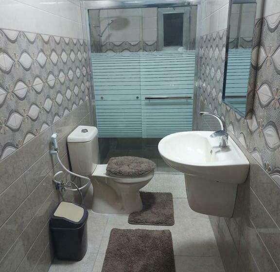Economy Triple Room, The Old House
