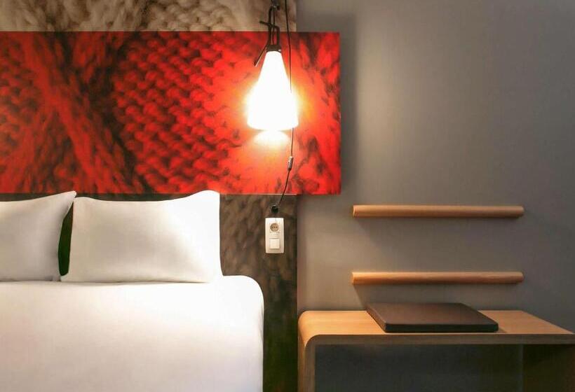 اتاق پریمیوم سه تخته, Ibis Hotel Brussels Centre Gare Du Midi