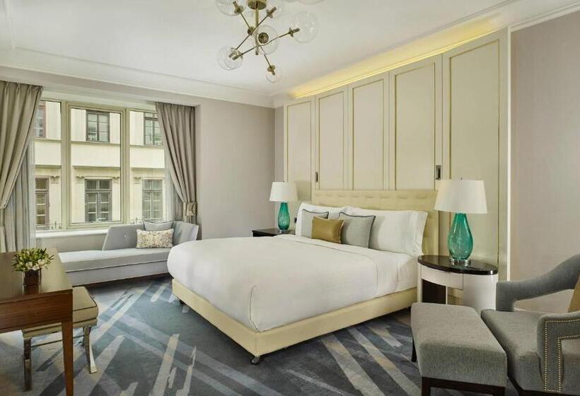 带双人大床的行政管理套房, The Ritzcarlton, Budapest