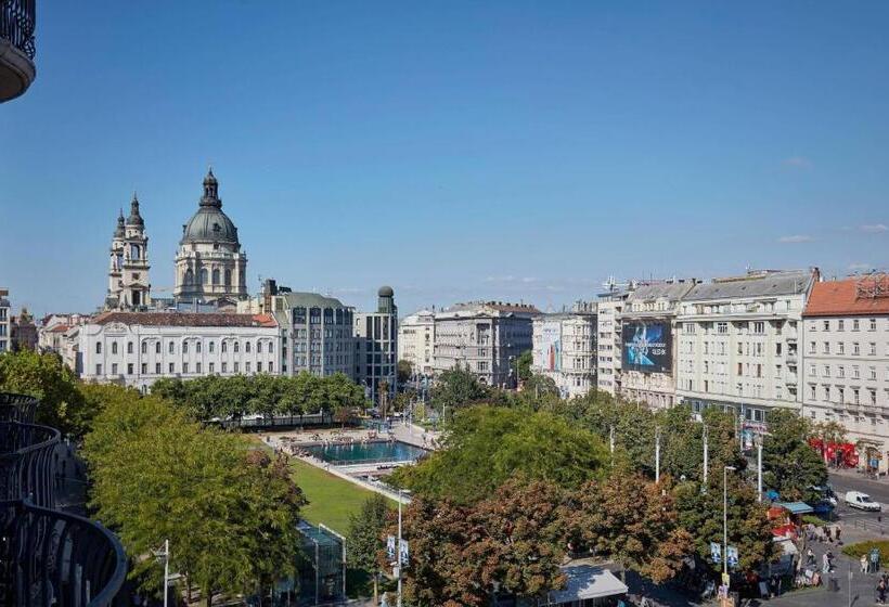 带双人大床的行政管理套房, The Ritzcarlton, Budapest