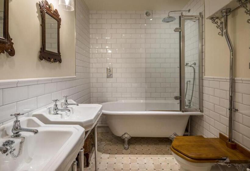 اتاق استاندارد با تخت بزرگ, Tolcarne Beach Colonial Restaurant And Rooms