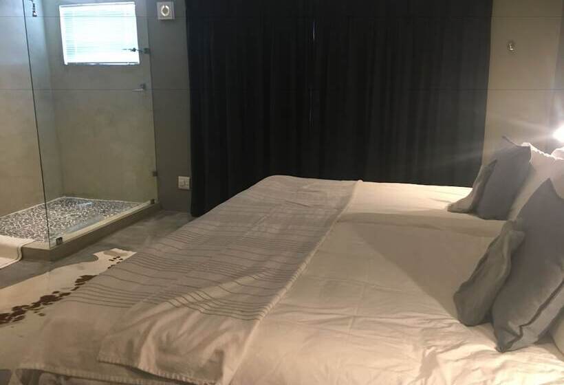 Номер Стандарт, A Stone S Throw Accommodation