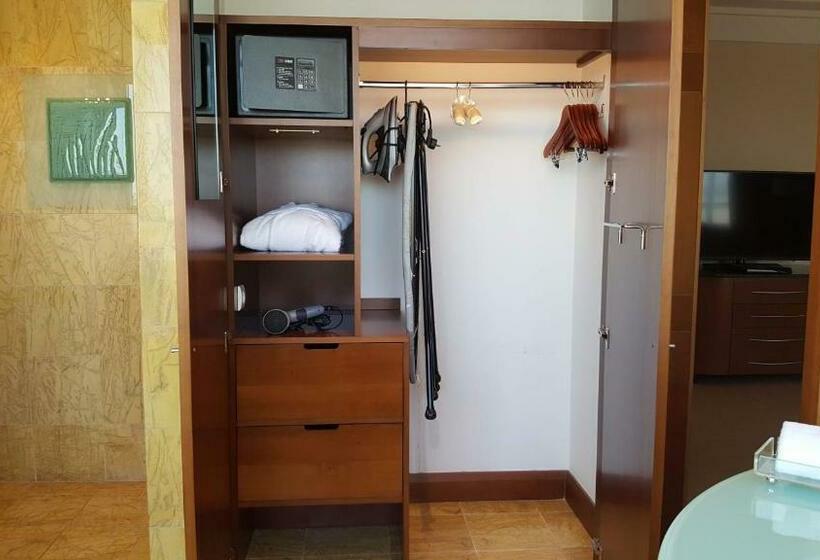 Номер Superior, Regent Warsaw