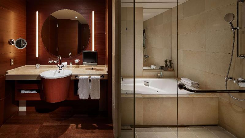 프레지덴셜 스위트, Stanford Suites