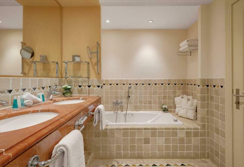 Номер Executive, Steigenberger Hotel And Resort Camp De Mar