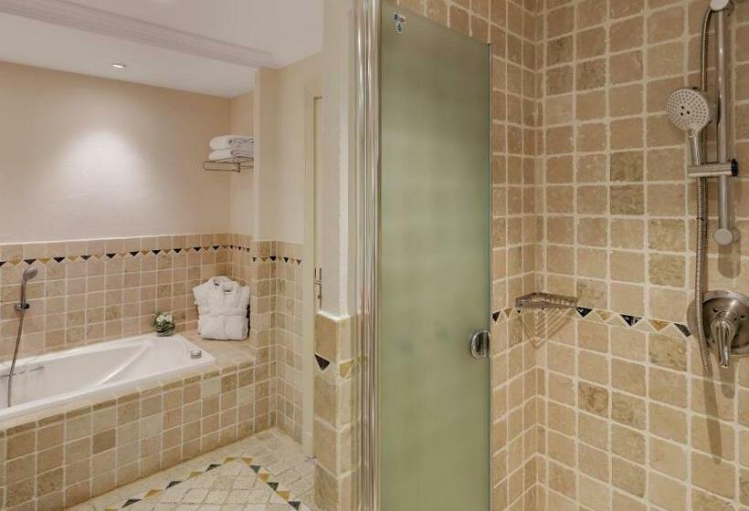 Номер Deluxe Вид на Бассейн, Steigenberger Hotel And Resort Camp De Mar