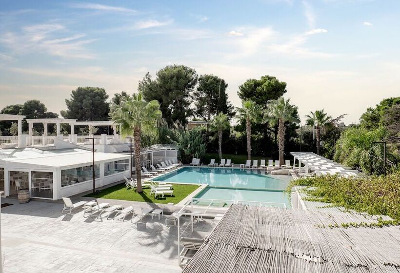 Полулюкс Вид на Бассейн, San Lorenzo Boutique Hotel & Spa