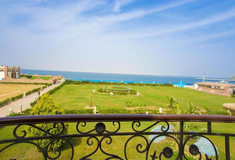اتاق لوکس با چشم‌انداز دریاچه, Helnan Auberge Fayoum