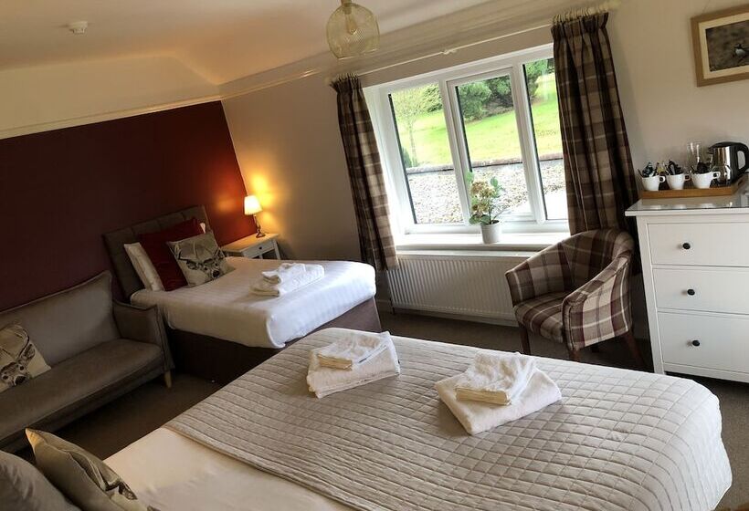 Семейный Номер, Burton Lodge Guest House & Spa