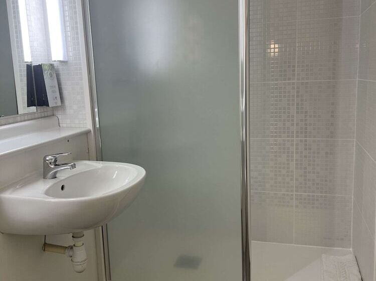 Номер Стандарт, Kyriad Direct Montpellier Saint Jean De Védas   La Peyrière