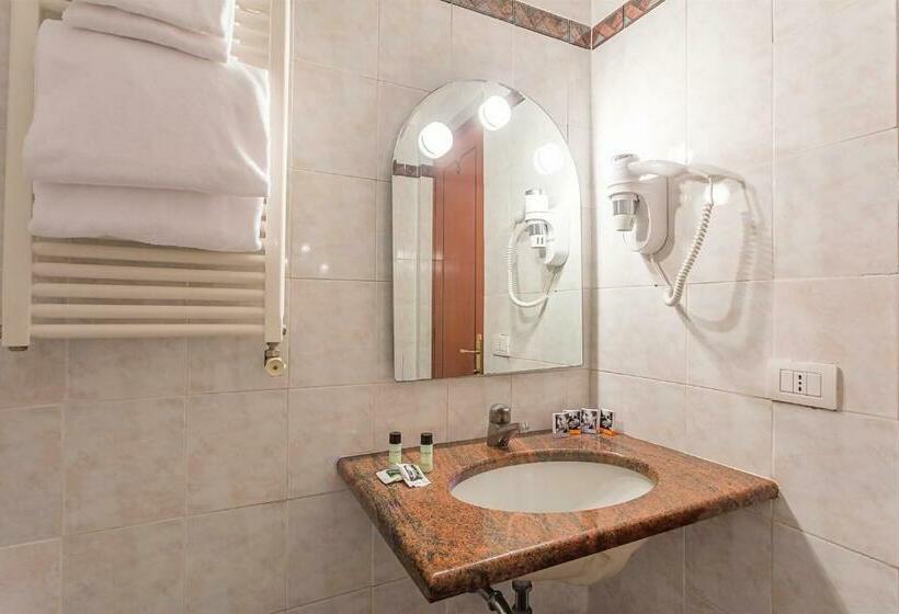 Номер Стандарт Индивидуальный, Raeli Hotel Luce
