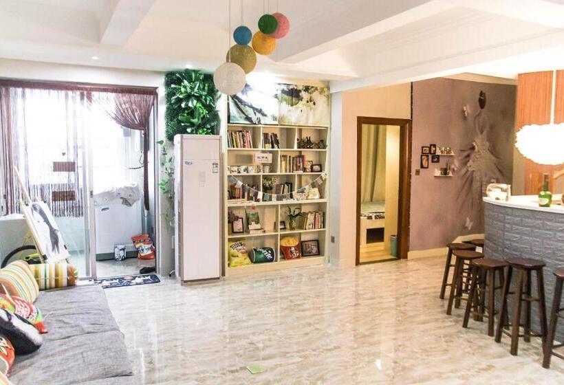 Номер Deluxe Кровать Кинг, Together Youth Hostel