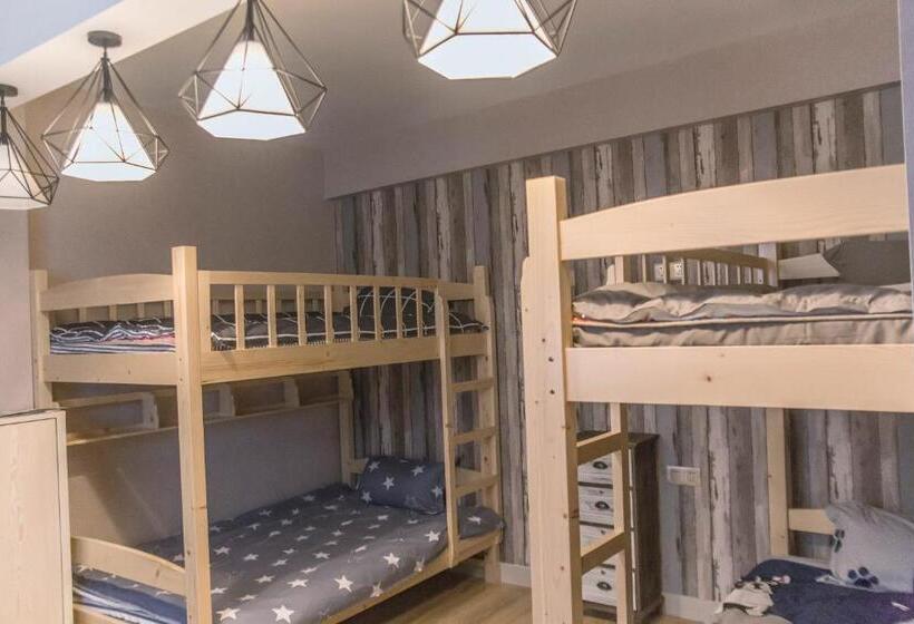 Кровать в Общей Комнате, Together Youth Hostel