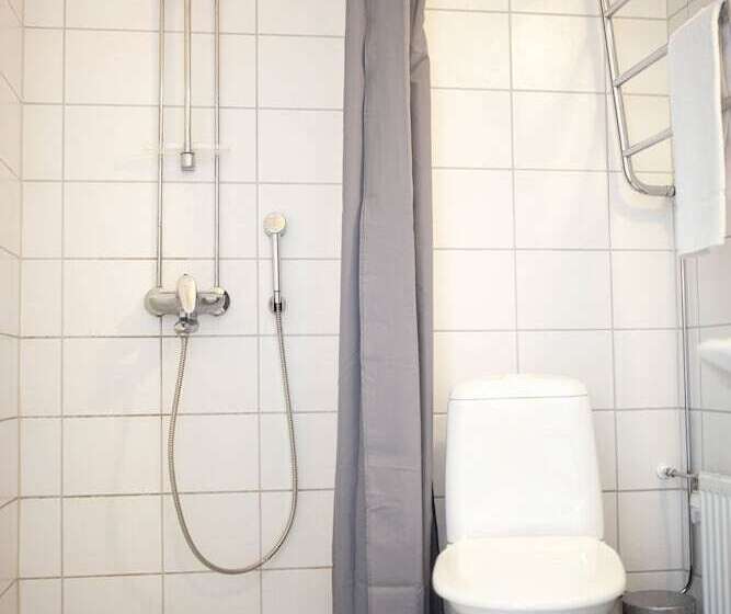 Студия Стандарт, Strandnäs Hotell