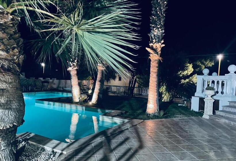 آپارتمان 1 خوابه با چشم‌انداز دریا, Manca Residence