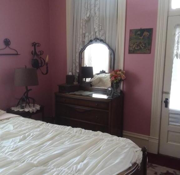 Номер Стандарт Совместная Ванная, The Mays Place Bed And Breakfast