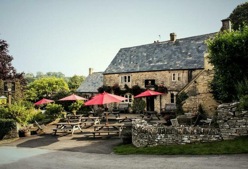 Семейный Номер, The Crown Inn