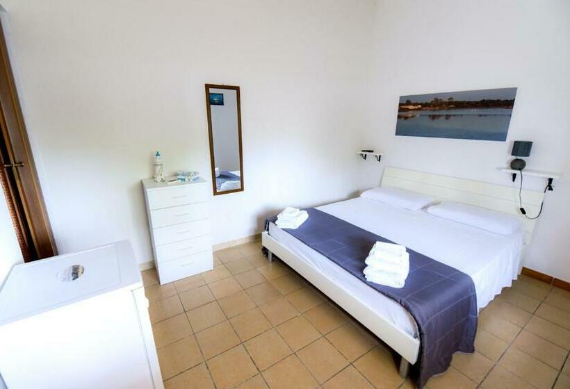 Номер Стандарт, B&b Macchia Mediterranea