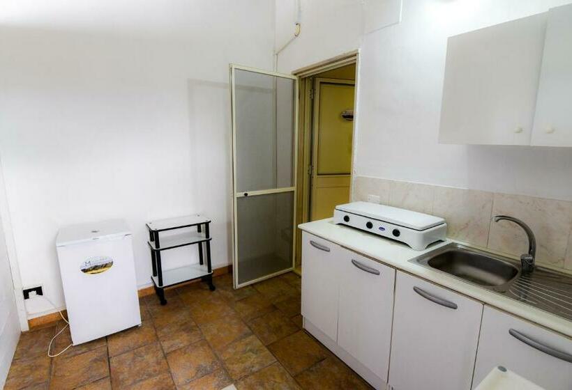 Четырехместный Номер Стандарт, B&b Macchia Mediterranea