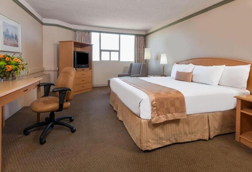 キングサイズベッドのスタンダードルーム, Edmonton Inn And Conference Centre