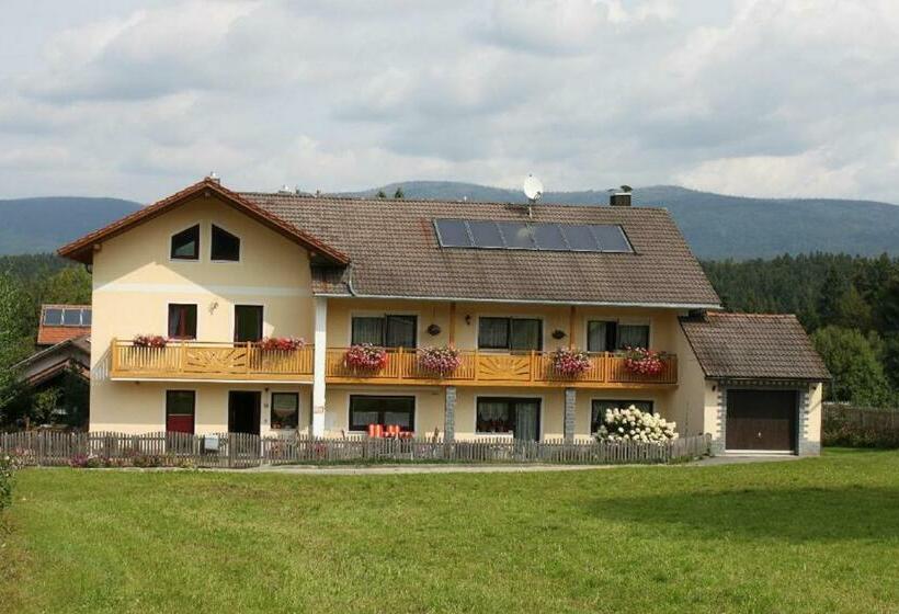 Номер Стандарт с Балконом, Gästehaus Schreiner