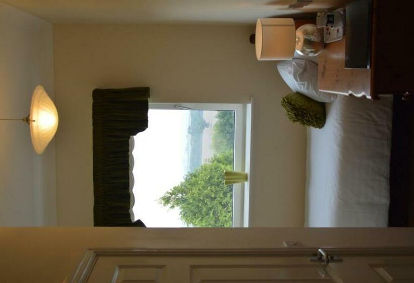 Одноместный Номер Basic, The Grange Boutique Guest House