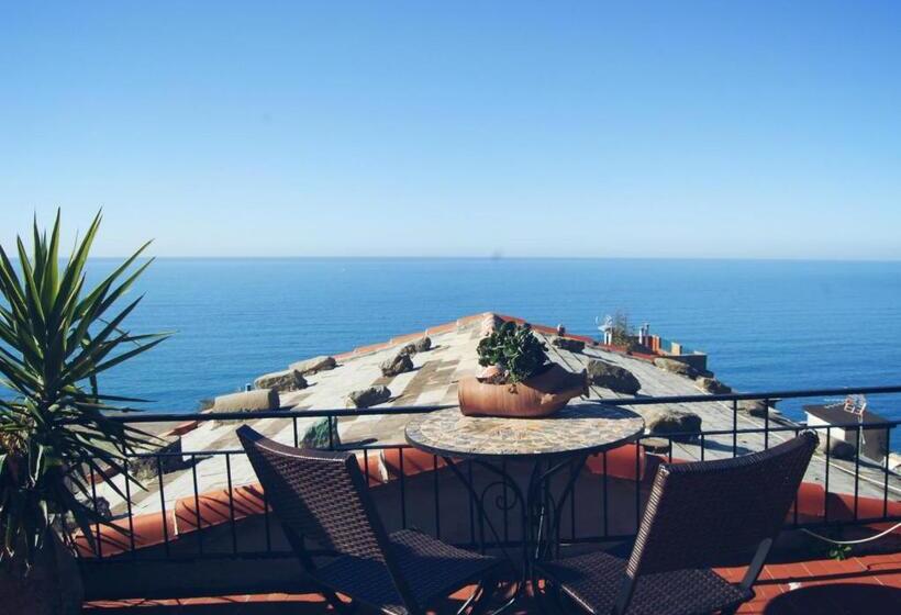 Номер Deluxe Кровать Кинг, Corniglia Dreams