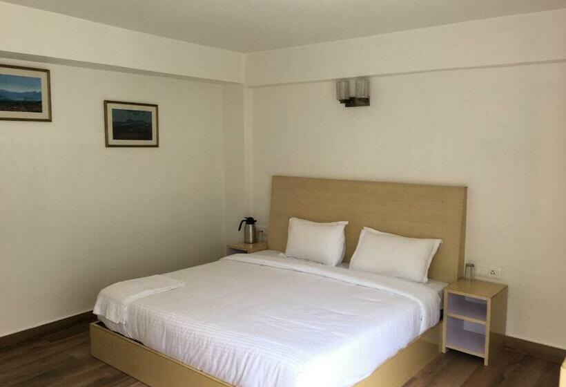 Номер Deluxe Вид на Горы, Gemoor Khar  Manor House