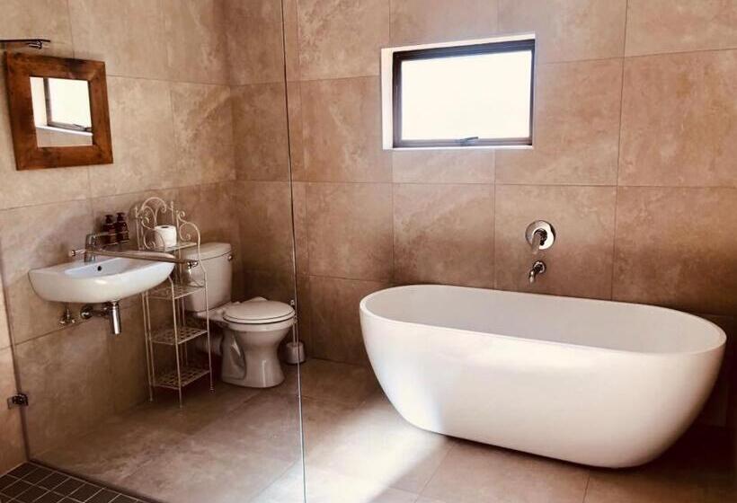 Номер Стандарт, Travalia Guest Farm