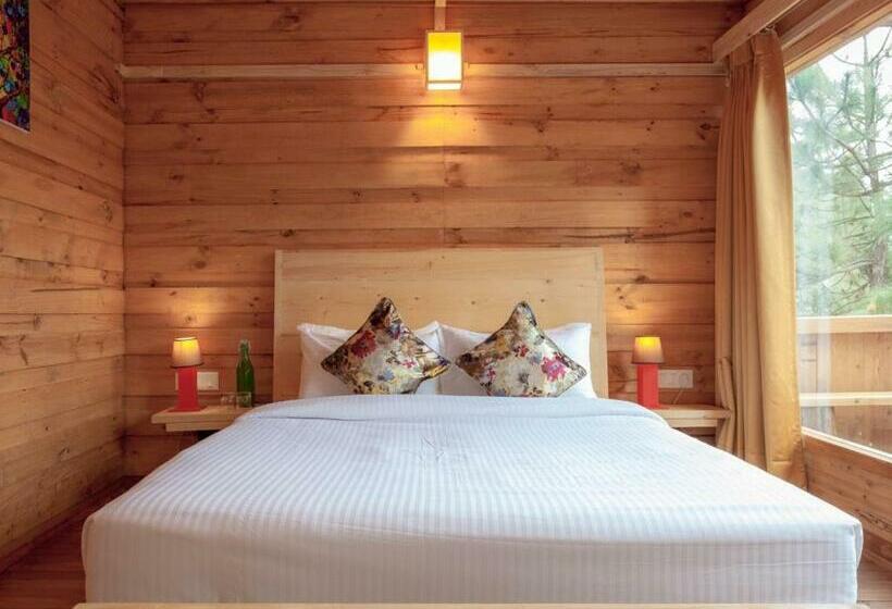 کلبه ییلاقی, Suro Treehouse Resort