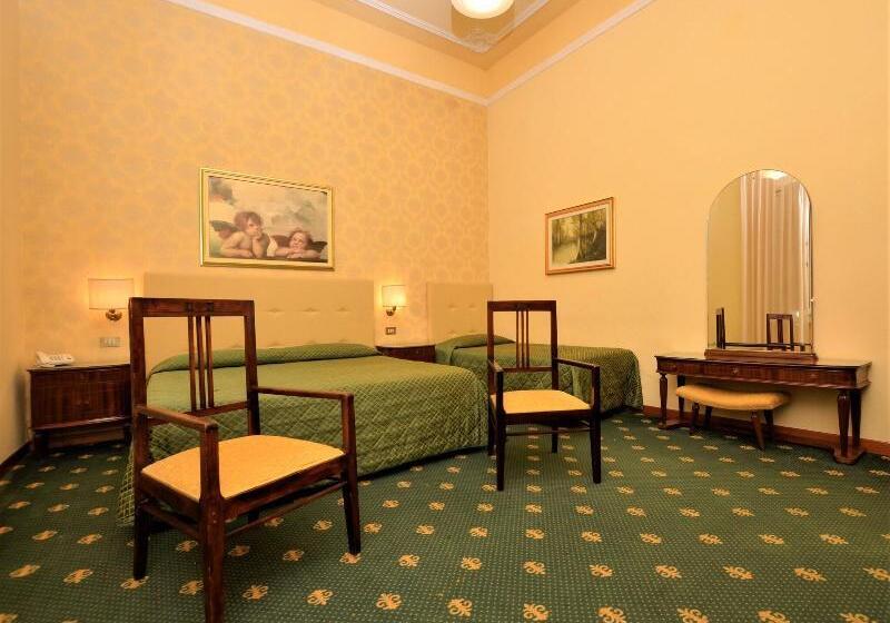 Четырехместный Номер Стандарт, Grand Hotel Plaza & Locanda Maggiore