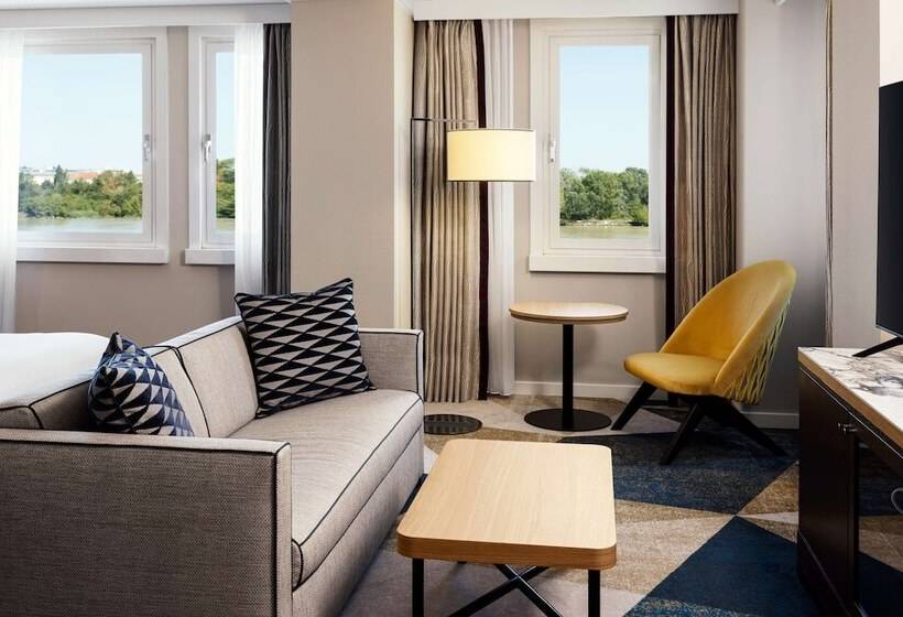 스위트, Hilton Vienna Waterfront