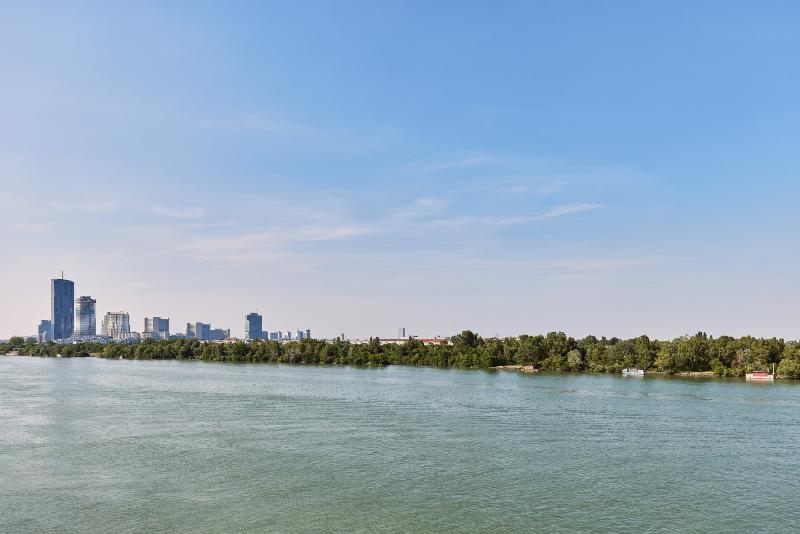 스탠다드 룸 킹사이즈 침대, Hilton Vienna Waterfront
