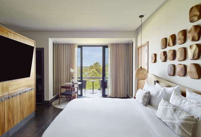 이그제큐티브 룸 킹사이즈 침대, Hilton Vienna Waterfront