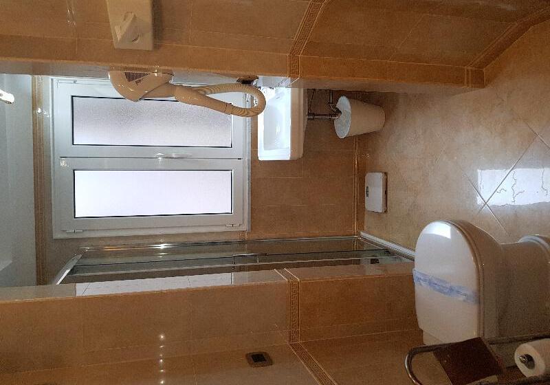 اتاق استاندارد یک نفره, Pantheon