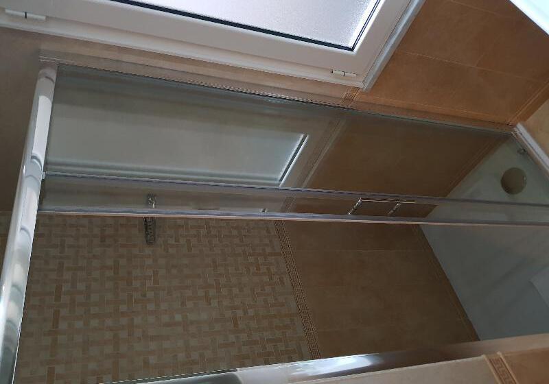 اتاق استاندارد یک نفره, Pantheon